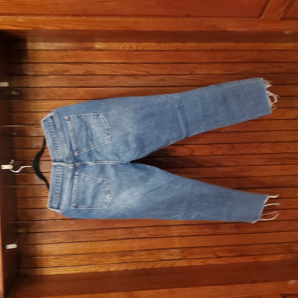 ❤️ 3 For $18 OLD NAVY Classic Blue Distressed Jeans Size 8 - Picture 10 of 12